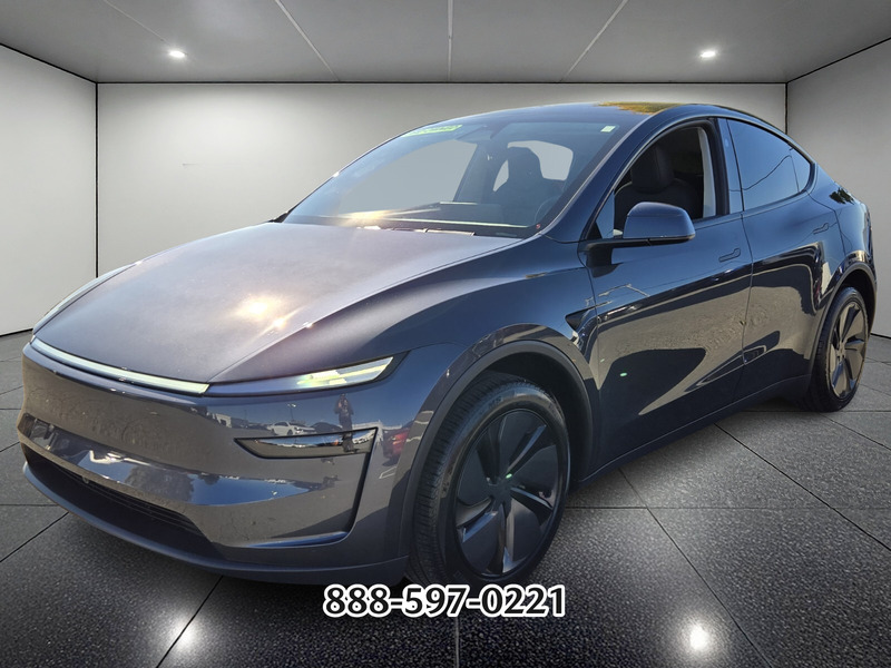 2026 Tesla Model Y Long Range photo 4
