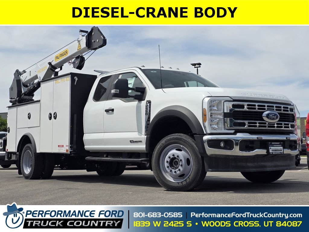 2024 Ford F-550 Super Duty Chassis Cab XL's photo