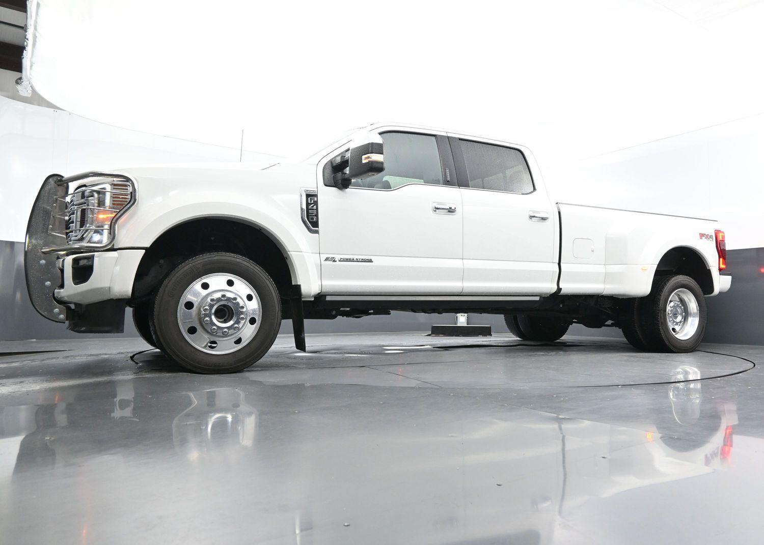 2022 Ford F-450 Platinum photo 45