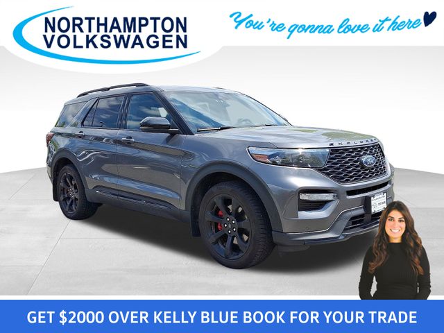 2022 Ford Explorer ST photo 3