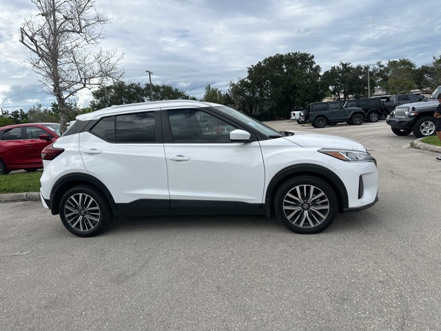 2021 Nissan Kicks SV photo 4