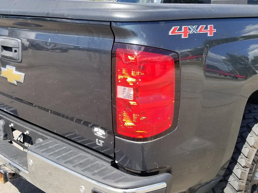 2017 Chevrolet Silverado 1500 LT photo 10