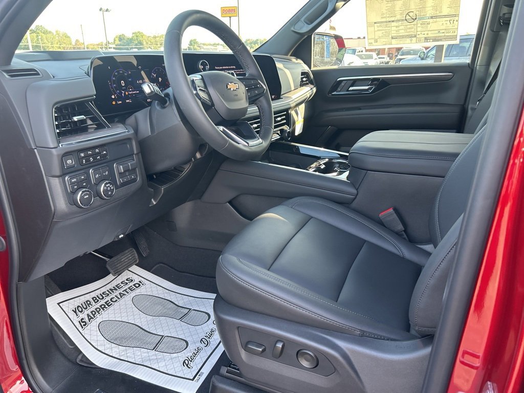 2025 Chevrolet Tahoe LT photo 10
