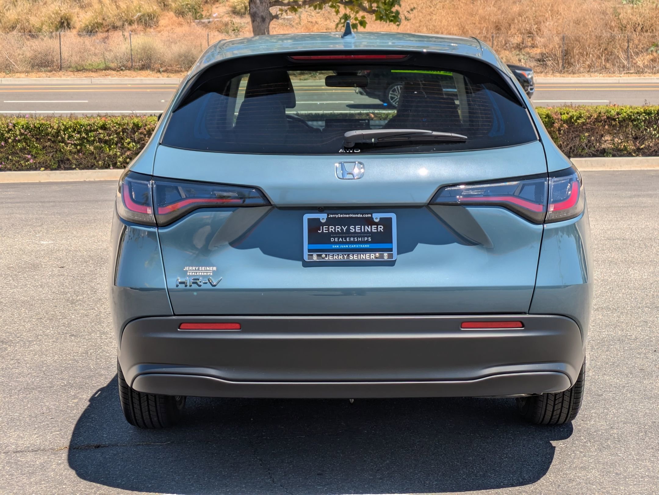 2026 Honda HR-V LX photo 4