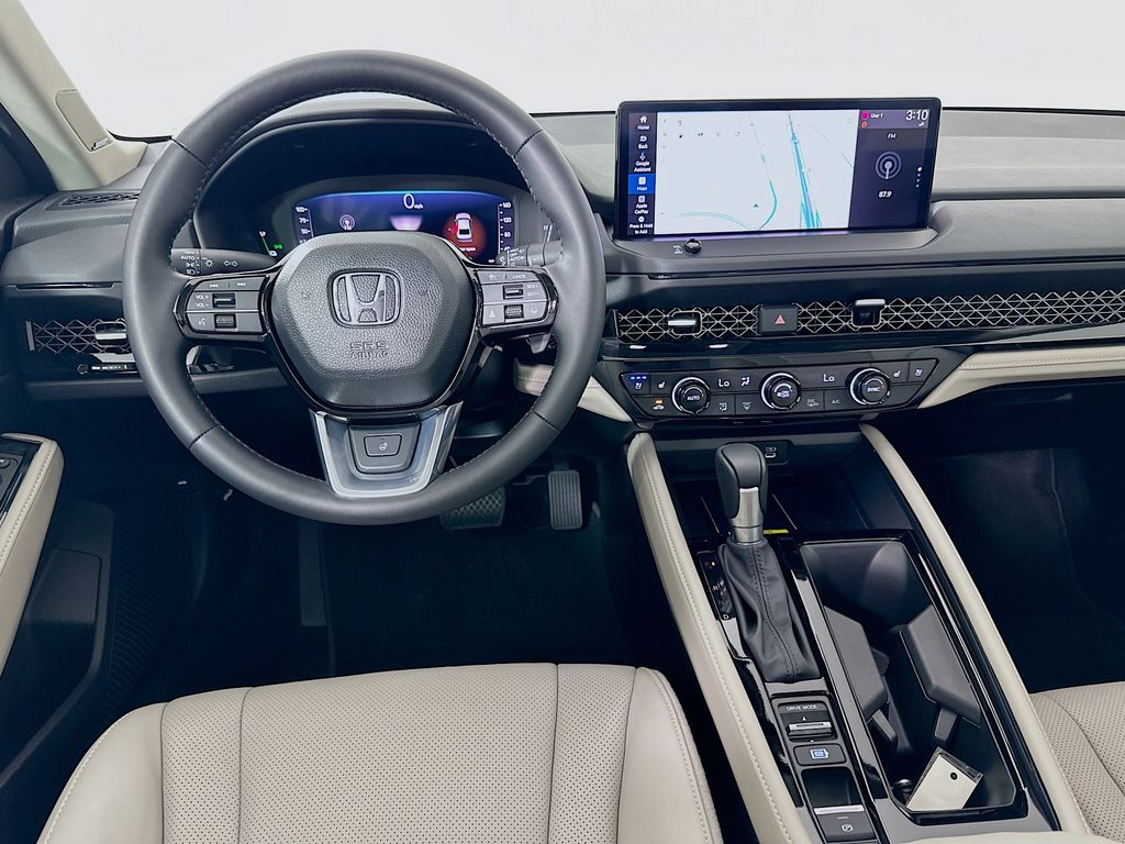 2025 Honda Accord Hybrid Touring photo 19
