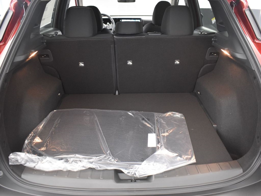 2026 Nissan Kicks SV photo 31
