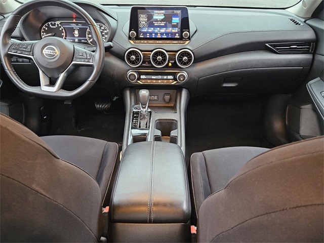 2020 Nissan Sentra SV photo 7