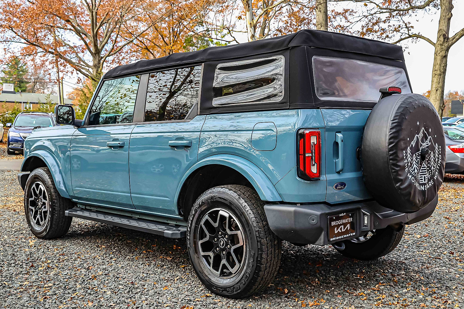 2021 Ford Bronco Outer Banks photo 4