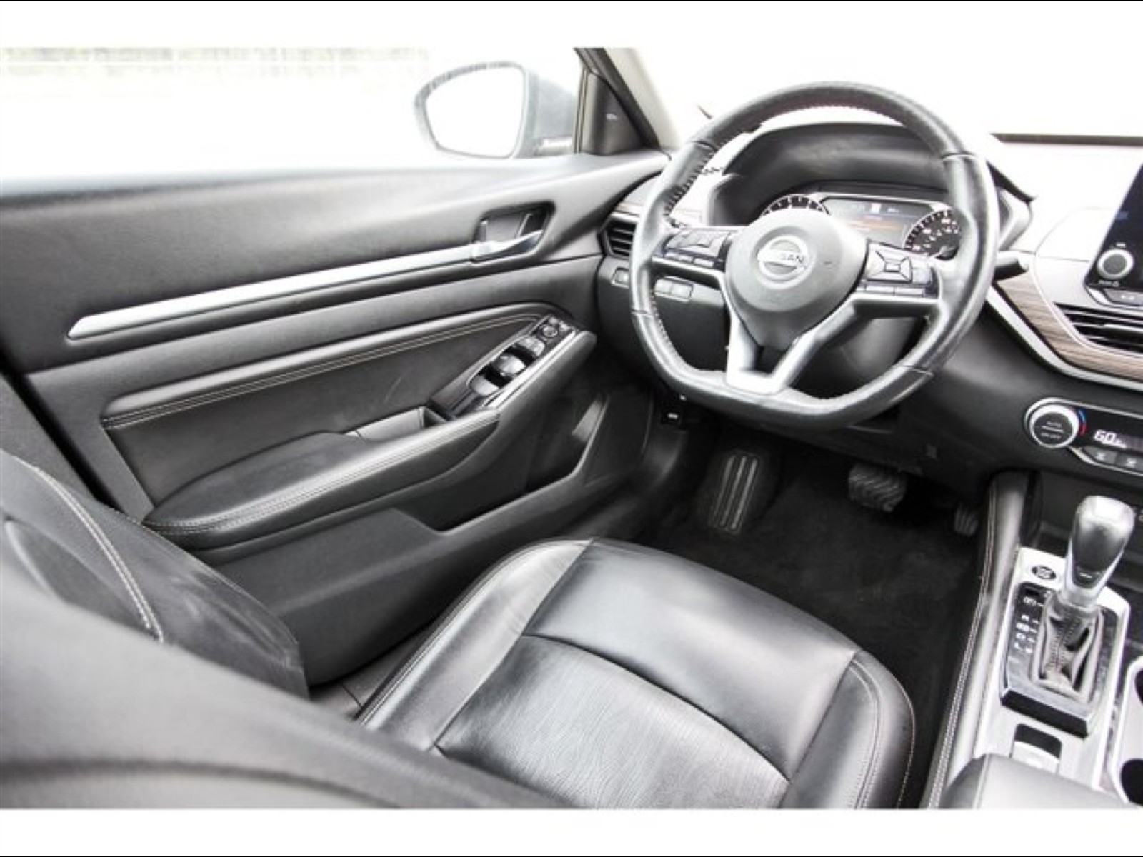 2022 Nissan Altima 2.5 SL Gray at Robbins Nissan