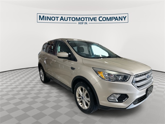 Used 2017 Ford Escape SE with VIN 1FMCU9GD9HUC26245 for sale in Minot, ND