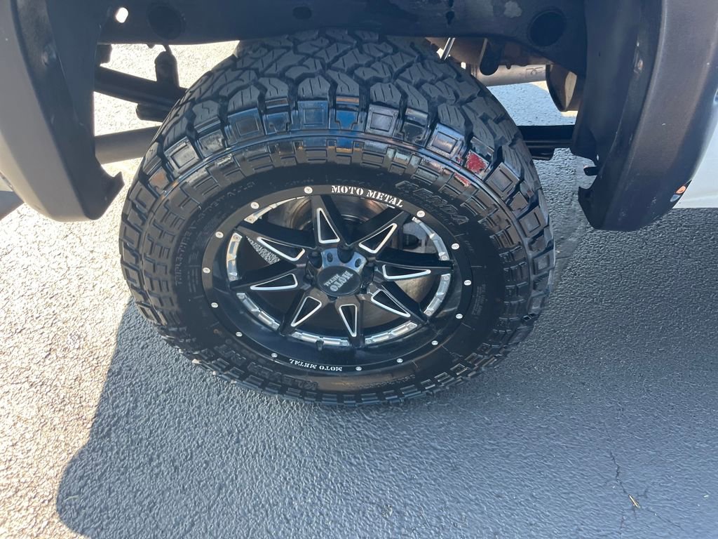 2016 Chevrolet Silverado 1500 Custom photo 31