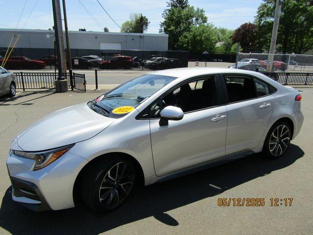 Image 3 of GOLD CERTIFIED 2022 Toyota COROLLA FWD