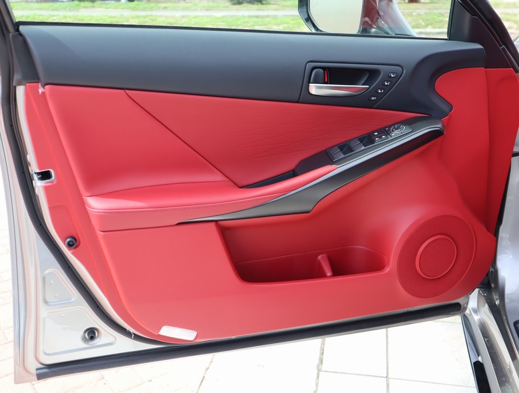 2025 Lexus IS 300 F SPORT photo 24