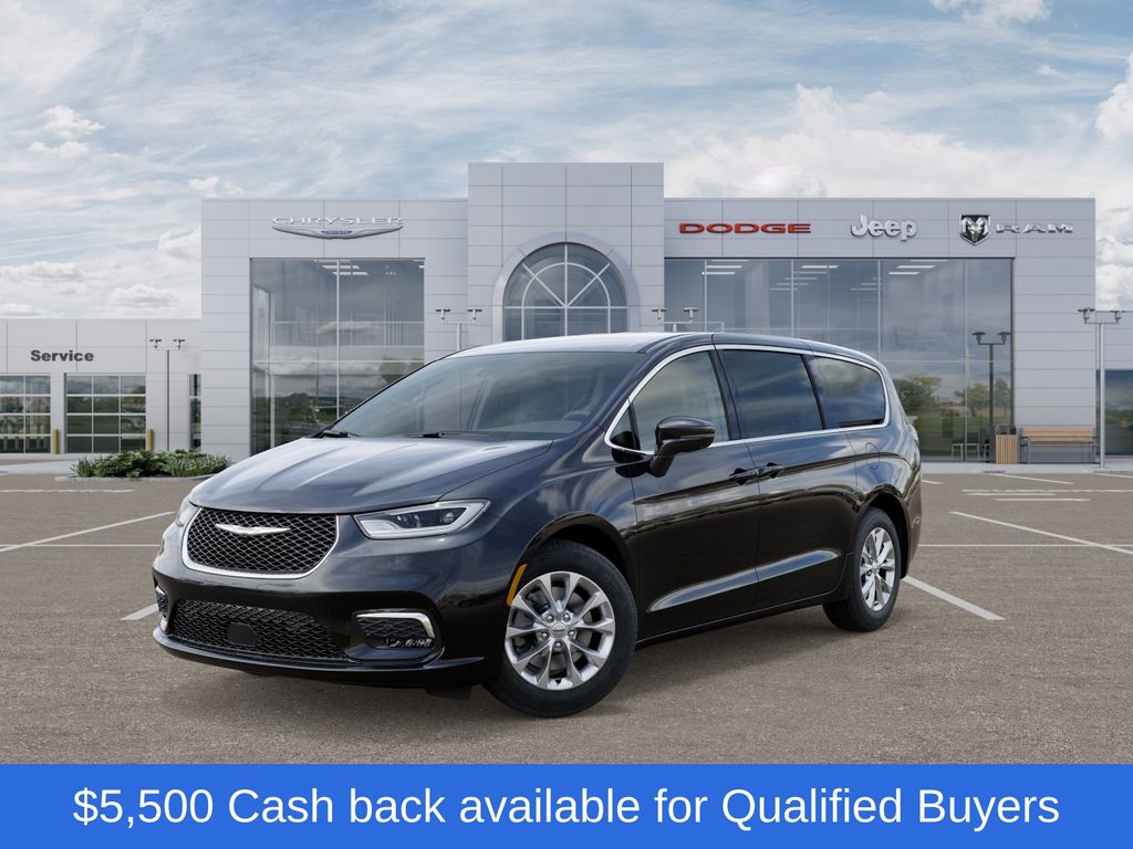 2026 Chrysler Pacifica Select's photo
