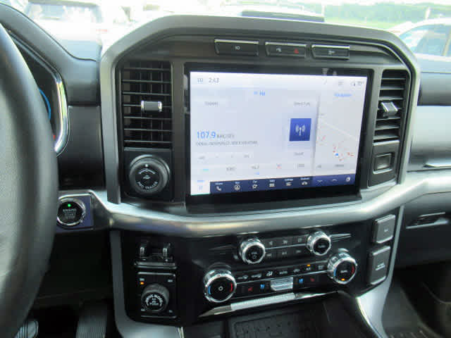 2023 Ford F-150 Lariat photo 22