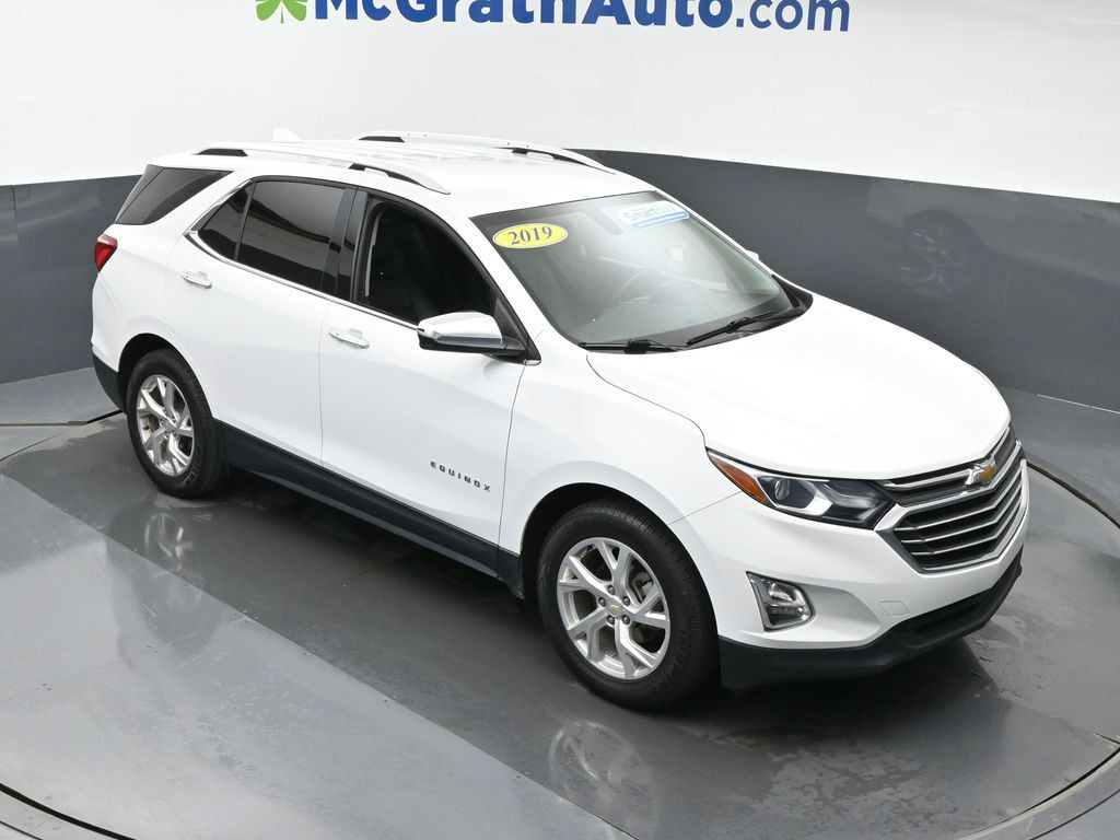 Used 2019 Chevrolet Equinox Premier with VIN 2GNAXNEV7K6261743 for sale in Cedar Rapids, IA