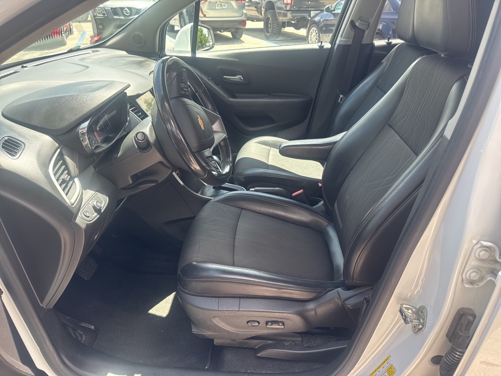 2018 Chevrolet Trax LT photo 18