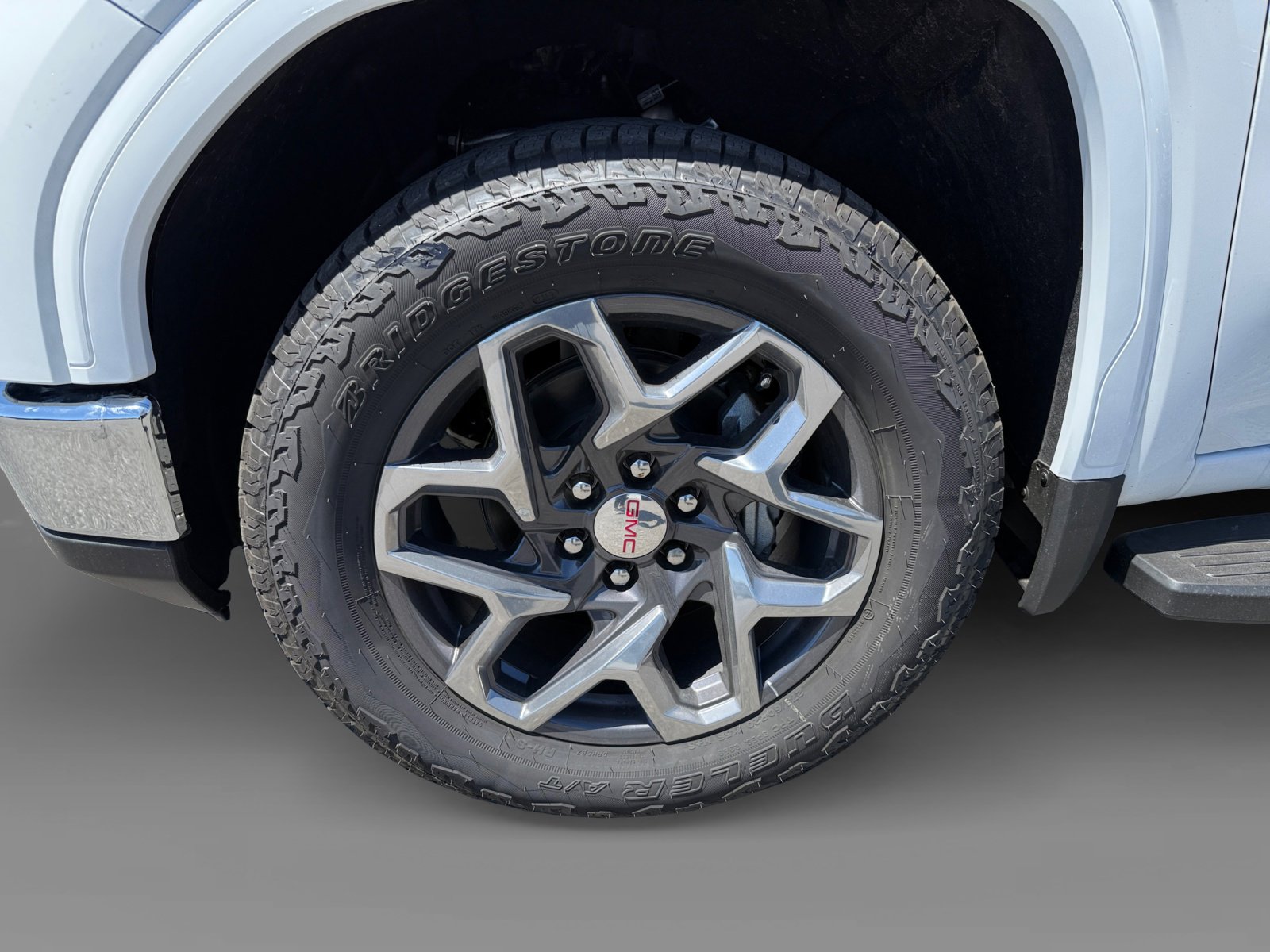 2025 Gmc Sierra SLT photo 9