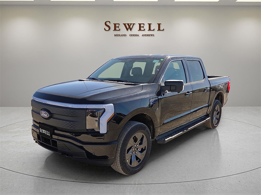 2025 Ford F-150 Lightning Flash's photo