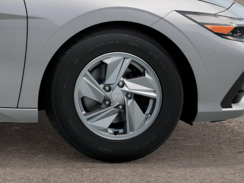 2025 Hyundai Elantra SE photo 6