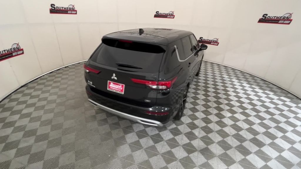 2022 Mitsubishi Outlander SE photo 8