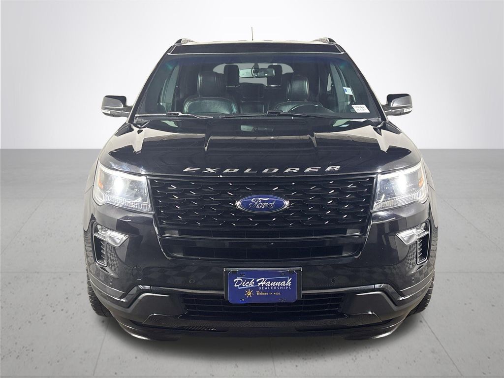 2018 Ford Explorer Sport photo 3