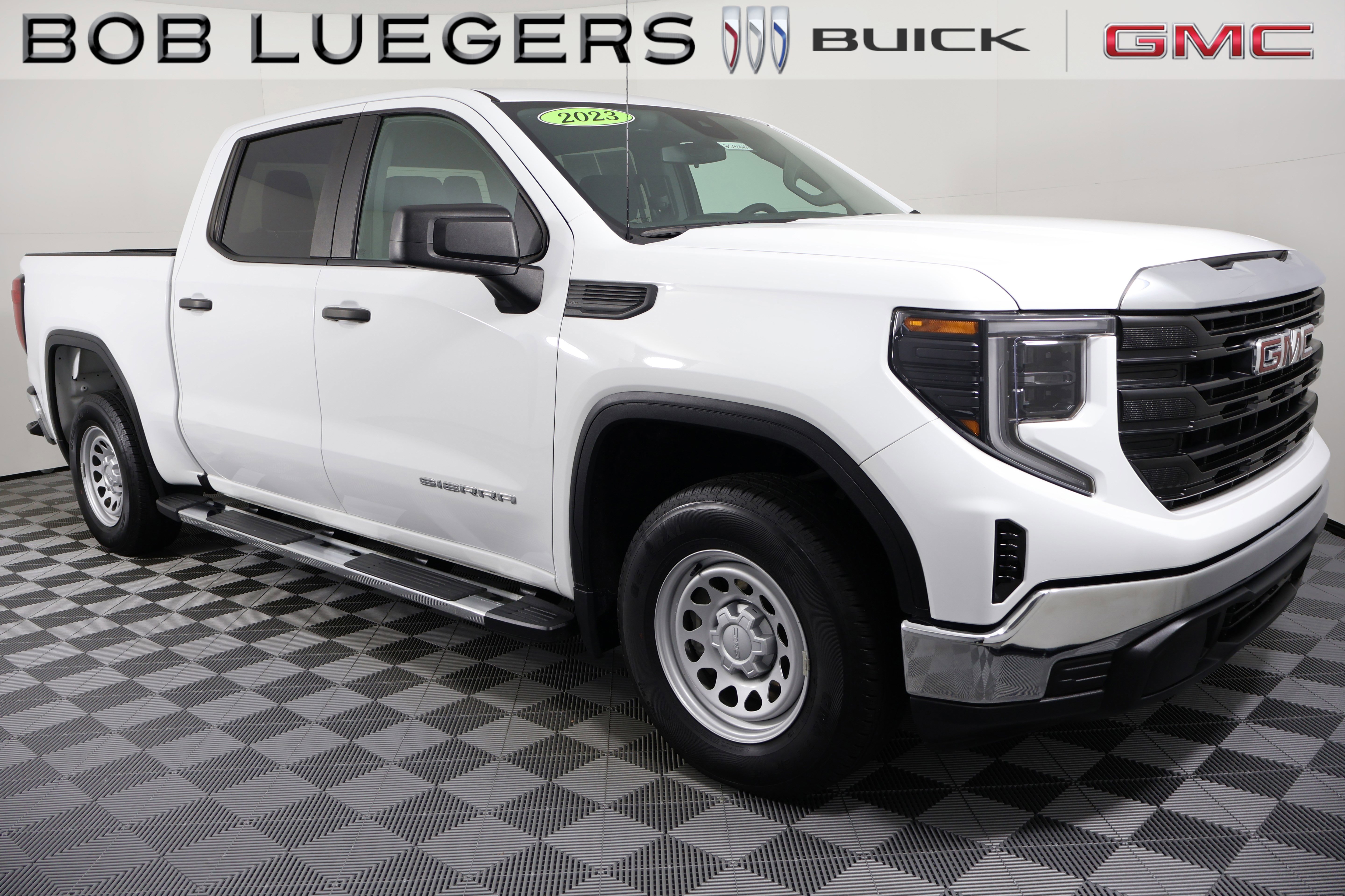 2023 GMC Sierra 1500 Pro's photo