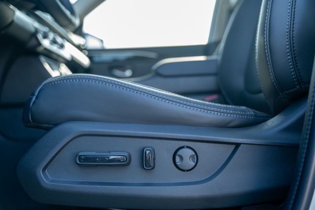 2025 Honda Pilot Touring photo 21