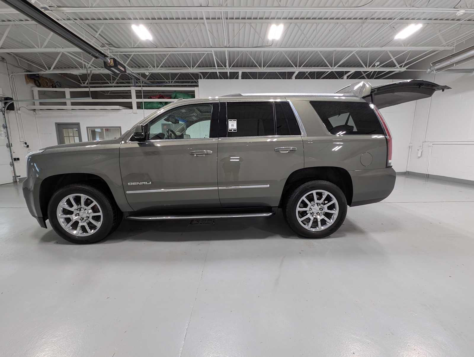 2018 Gmc Yukon Denali photo 11