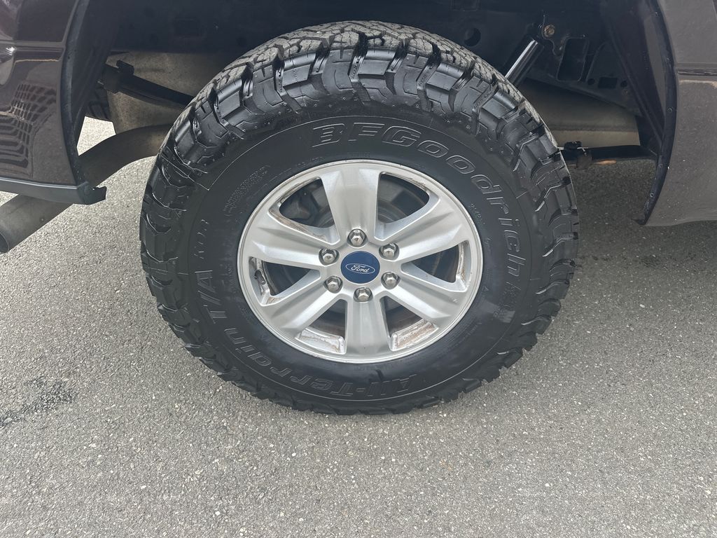 2020 Ford F-150 XLT photo 6