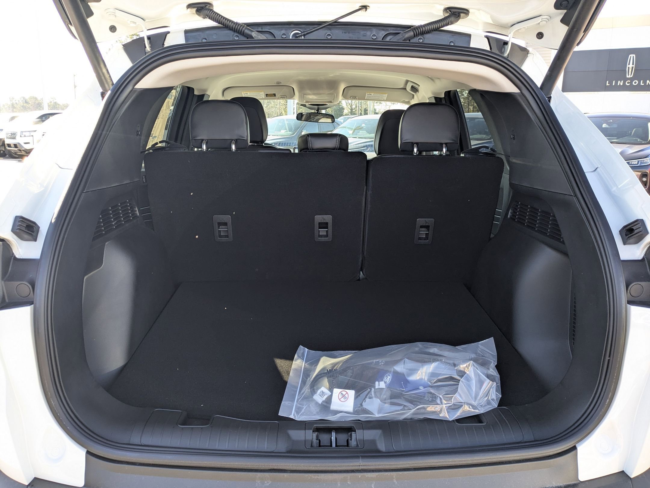 2025 Ford Escape Plug-In Hybrid SE photo 29