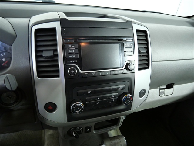 2017 Nissan Frontier SV photo 16