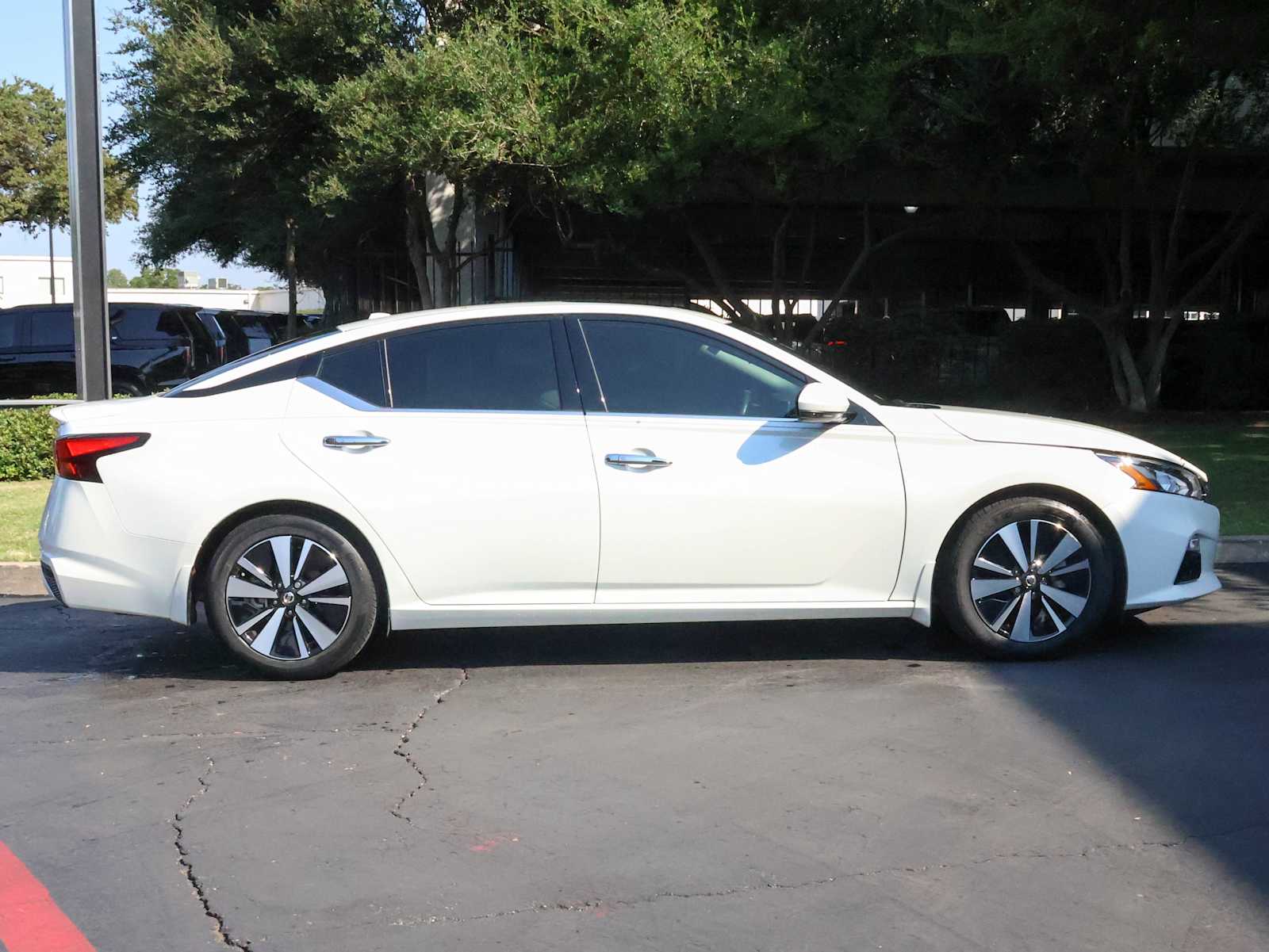 2021 Nissan Altima 2.5 SL photo 3
