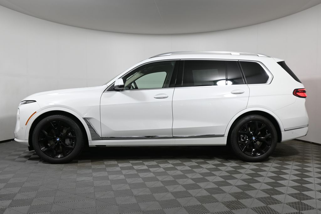 2025 Bmw X7 xDrive40i photo 2