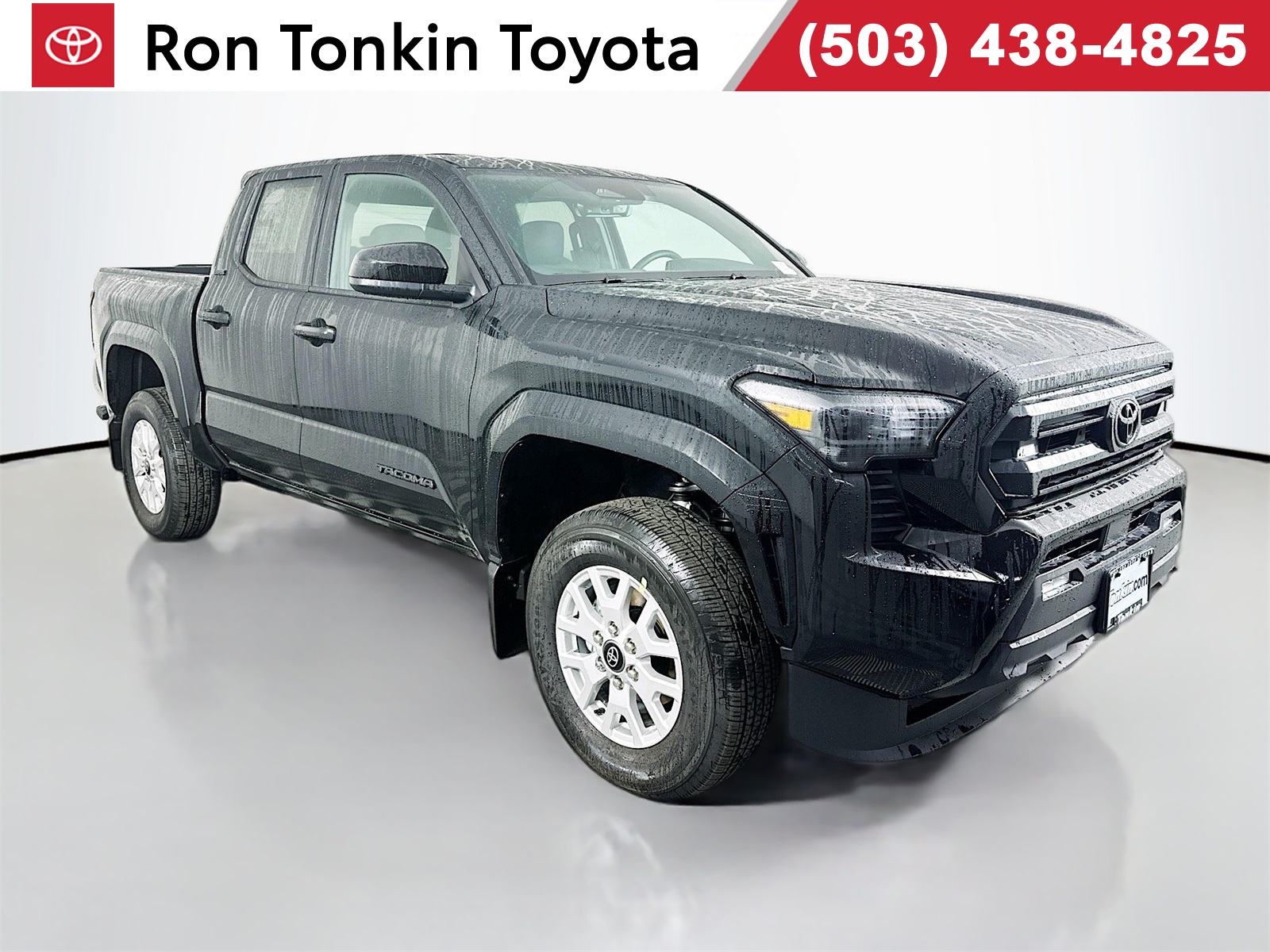 2025 Toyota Tacoma SR5's photo