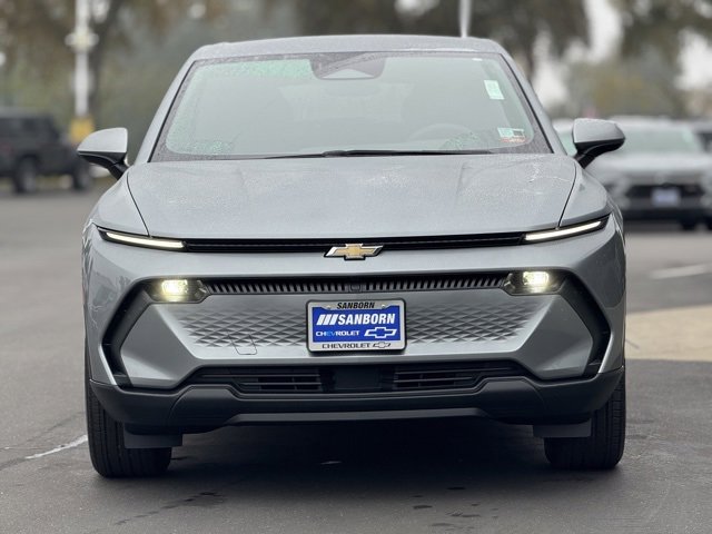 2026 Chevrolet Equinox EV LT photo 3