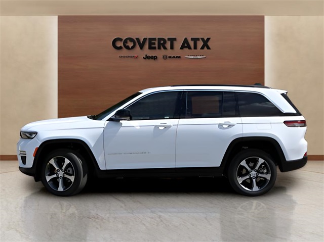 2025 Jeep Grand Cherokee Limited photo 2