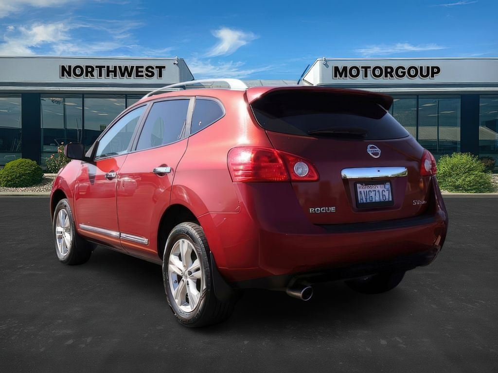 2013 Nissan Rogue SV photo 5
