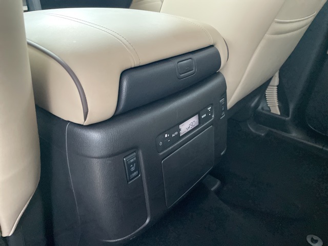2023 Nissan Armada Platinum photo 11