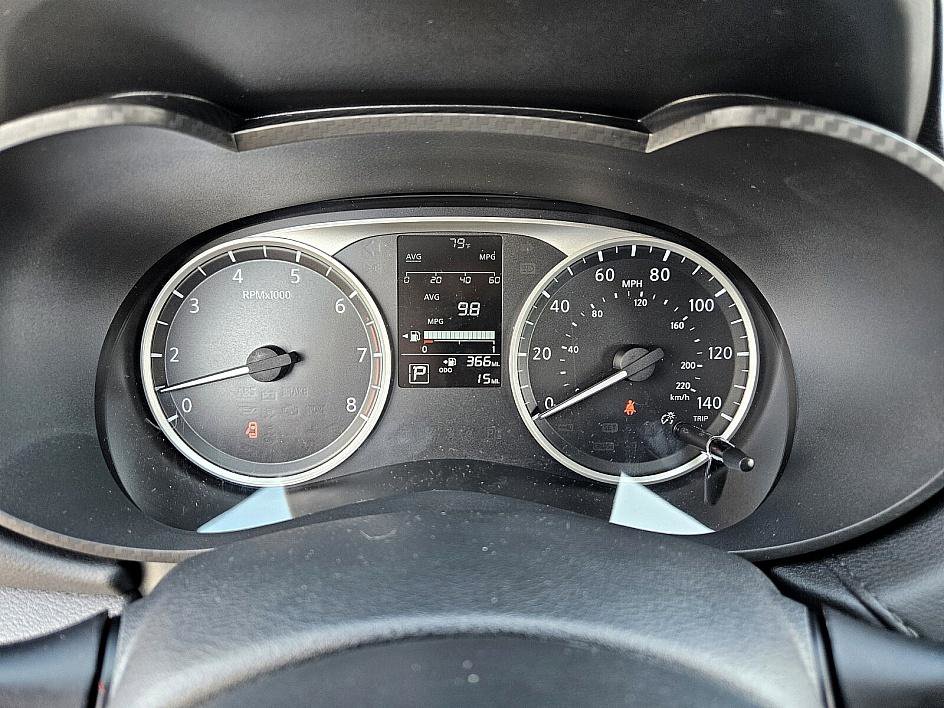 2025 Nissan Versa S photo 24
