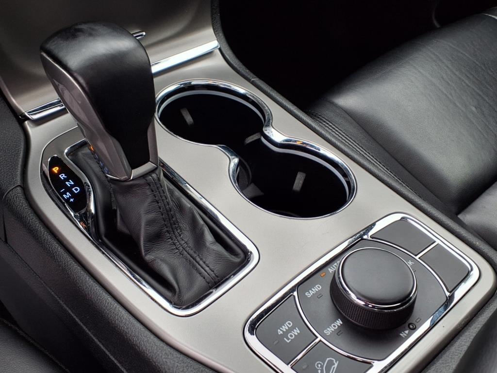2022 Jeep Cherokee Limited photo 13