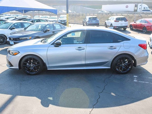 2023 Honda Civic Sport photo 2