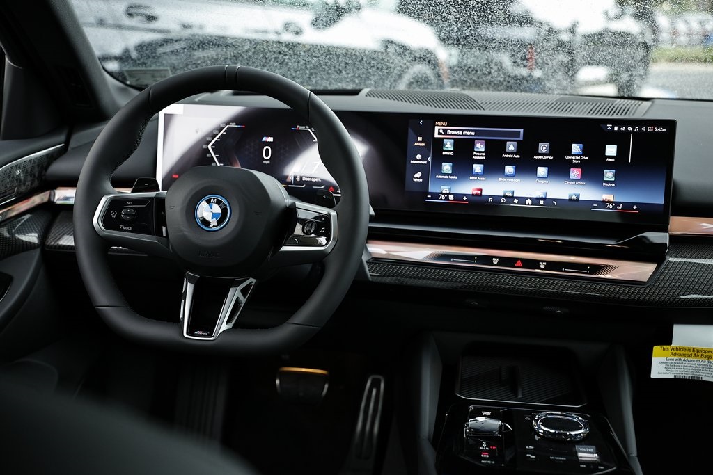 2026 Bmw 550e xDrive photo 27