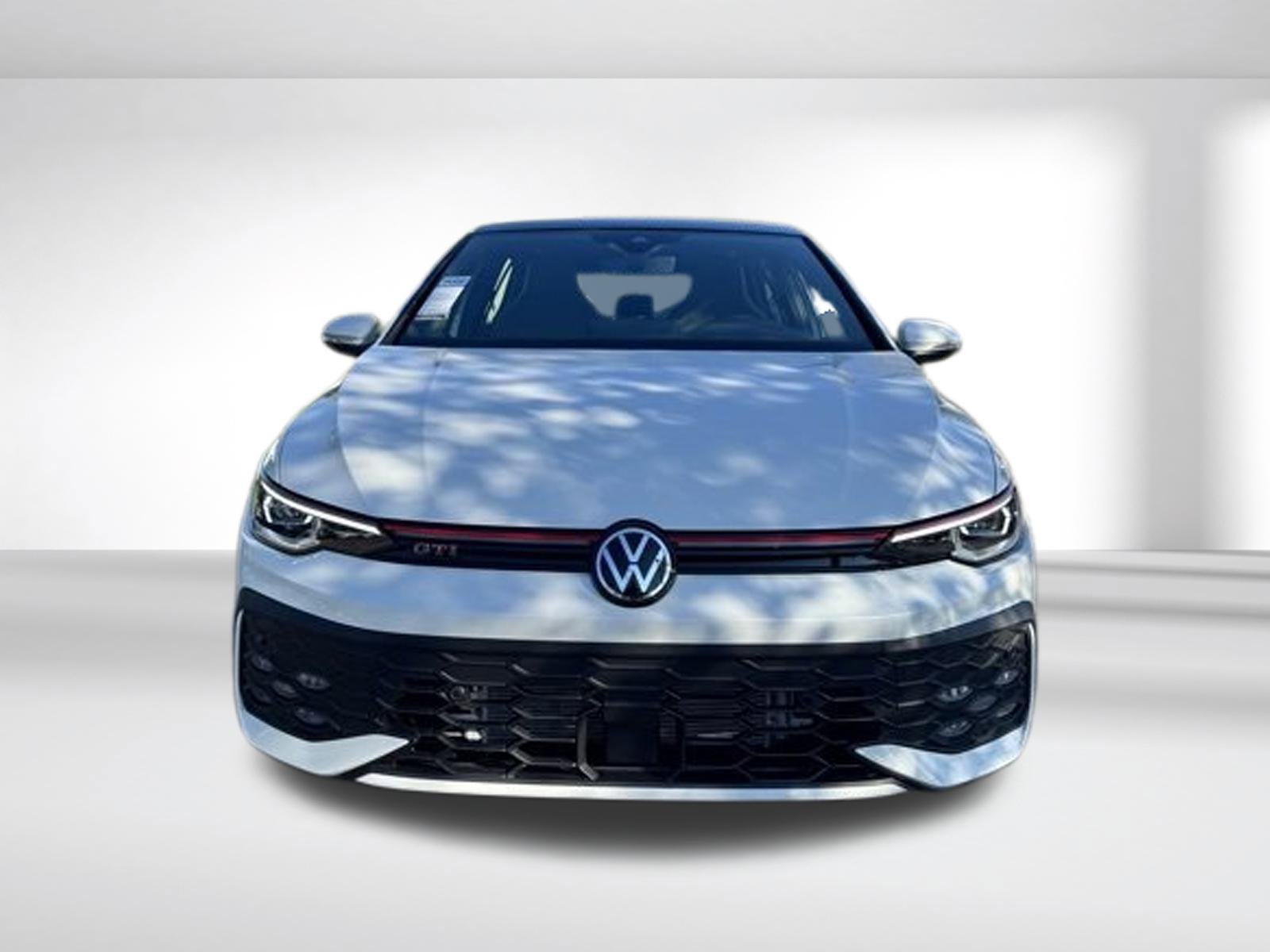 2025 Volkswagen Golf GTI SE photo 2