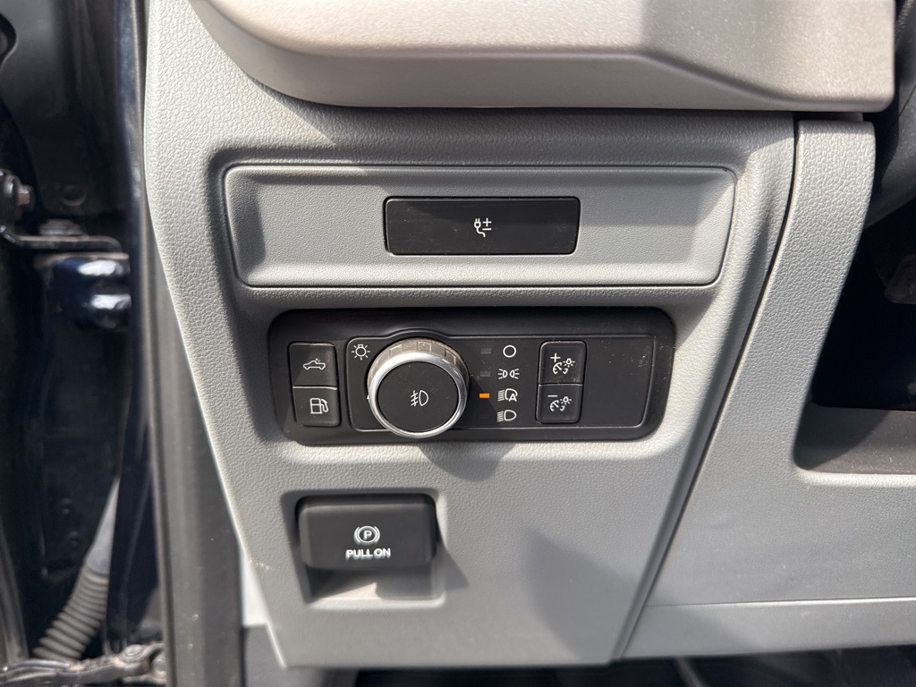 2021 Ford F-150 XLT photo 16