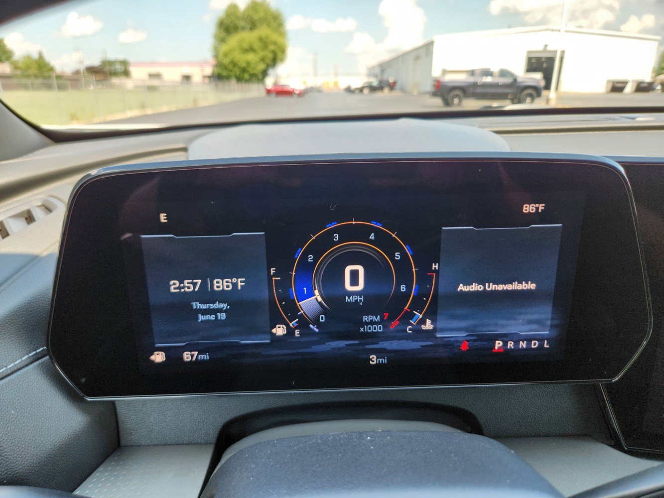 2025 Chevrolet Traverse photo 14