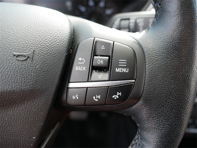 2020 Ford Escape SEL photo 24