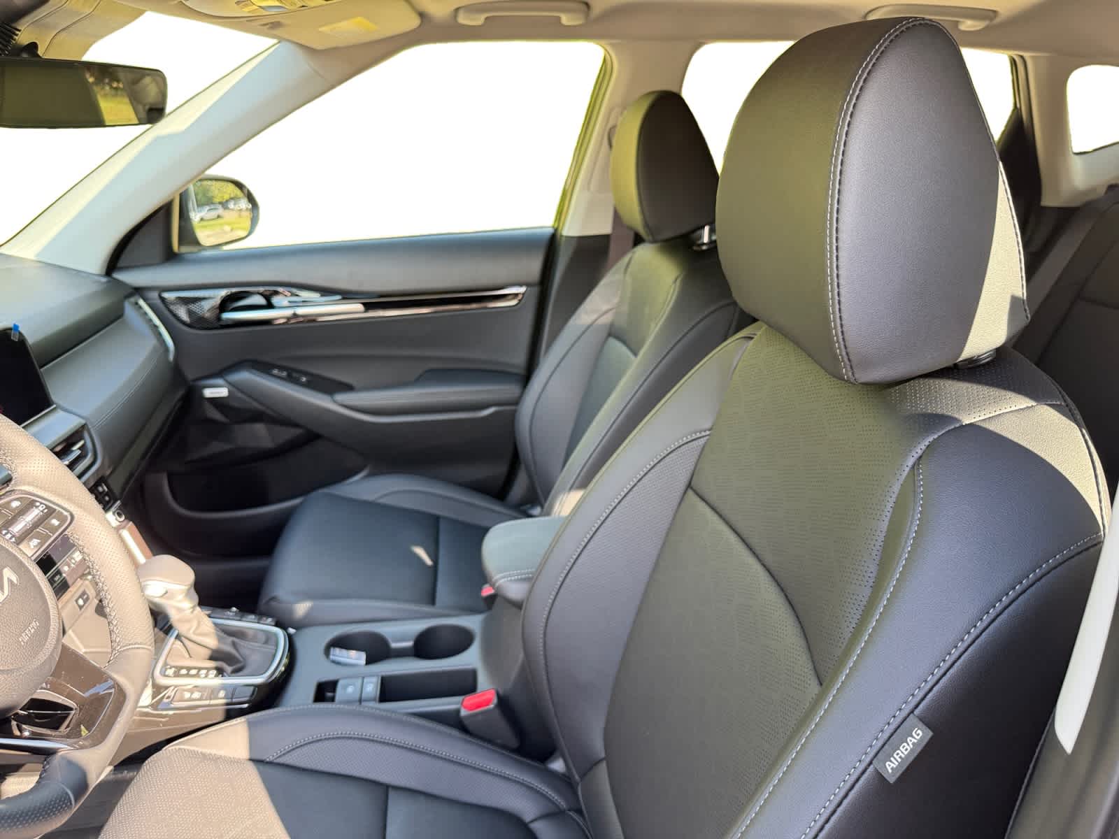 2026 Kia Seltos SX photo 8