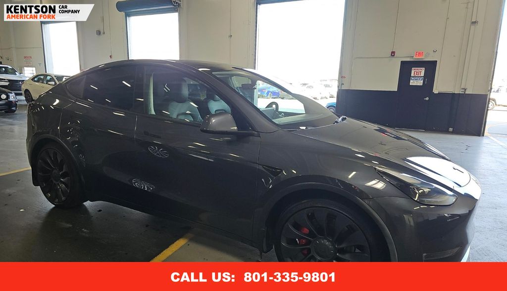 2022 Tesla Model Y Performance photo 8