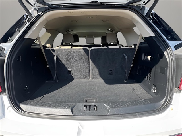 2023 Ford Explorer Base photo 10